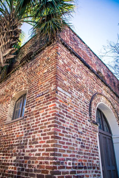 Hoek Bakstenen Gebouw Charleston — Stockfoto