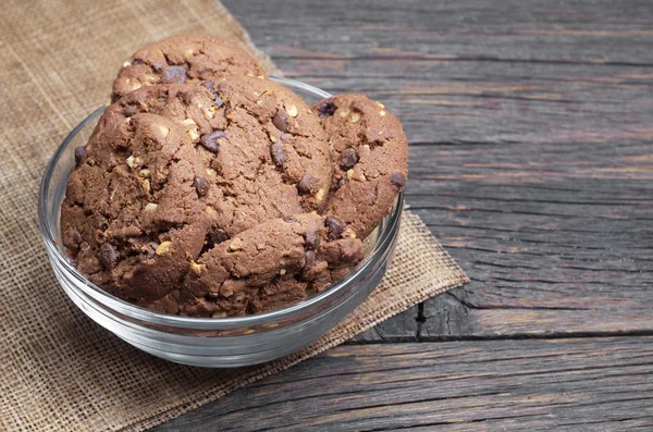 Biscuit Chocolat Aux Noix Dans Bol Verre Sur Une Vieille — Photo