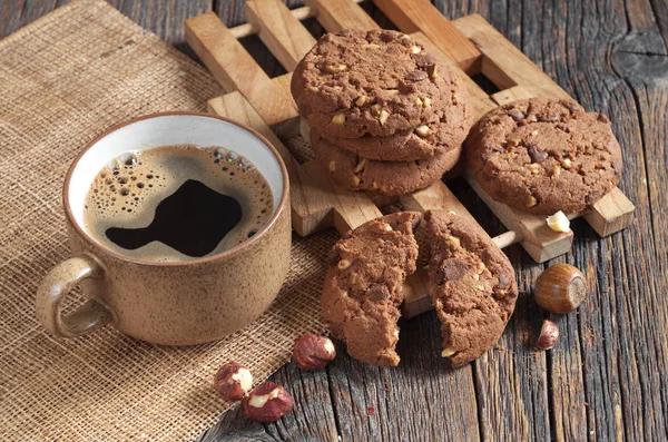 Tasse Biscuits Aux Pépites Café Chocolat Aux Noisettes Sur Une — Photo