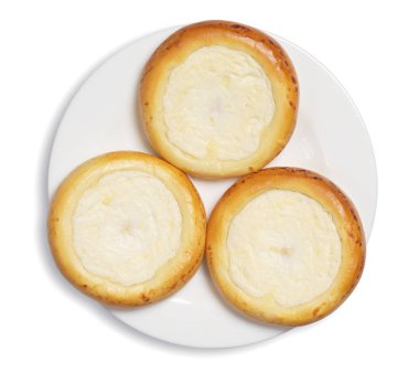 Lor plaka beyaz arka planda, üstten görünüm ile taze çörek