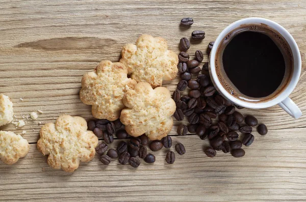 Coffee and shortbread with coconut — Stock Photo, Image