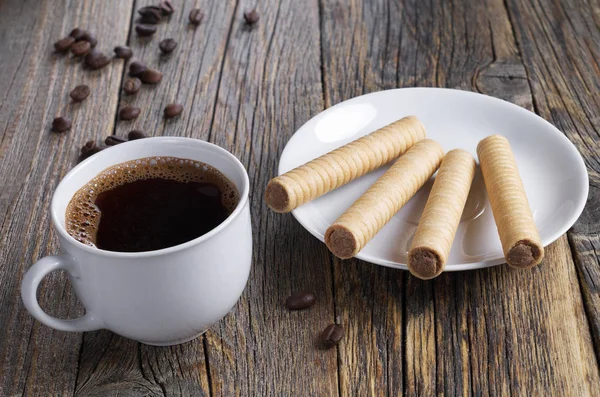 Coffee and chocolate wafer stick rolls
