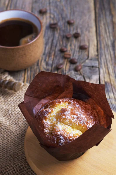 Balmumu kağıt ve kahve muffin