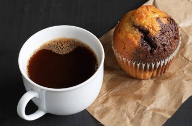 kahve ile çikolatalı kek