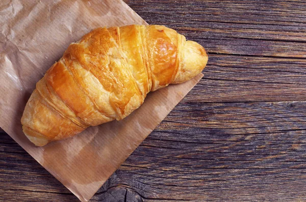 Croissant acabado de fazer — Fotografia de Stock