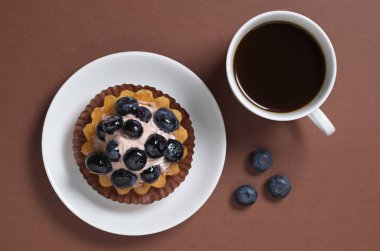 Yaban mersini ve kahve ile Cheesecake