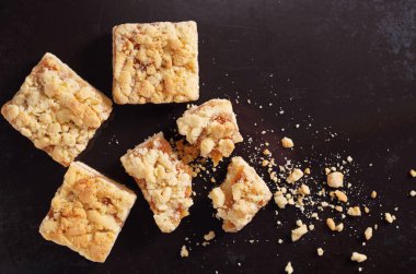 Reçelli hamur işleri