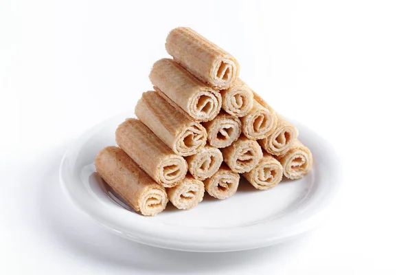 Rotoli Wafer Piatto Sfondo Bianco Primo Piano Focus Selettivo — Foto Stock