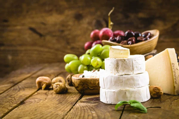 Cheese Variety Food Background Fresh Ingredients Wood — Stock Photo, Image