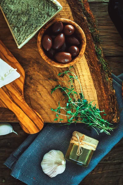 Fromage Sur Bois Types Fromage Herbes Sur Bois — Photo