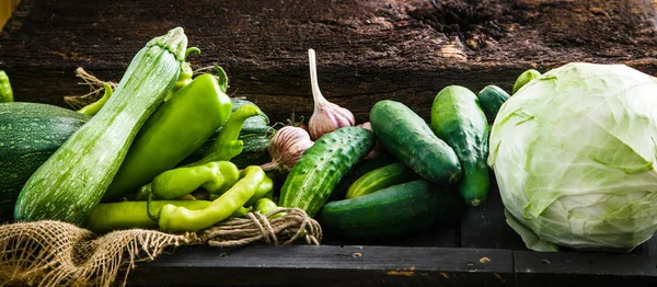 Legumes Frescos Madeira Layout Alimentos Variedade Vegetais — Fotografia de Stock