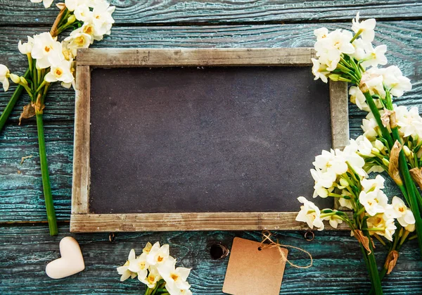 Día Madre Narciso Flores Con Tarjeta Flores Primavera — Foto de Stock