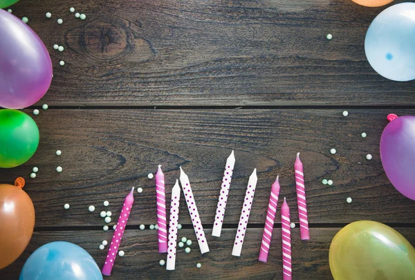 Балоны и предметы ко дню рождения — стоковое фото