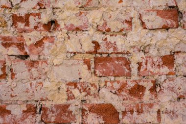 Beyaz sıva ile kaplı kırmızı yıkıtan tuğla duvar, arka plan