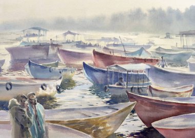 Sisli bir sabah ve Varanasi suluboya arka planında Ganga nehrinde tekneler. Hindistan 'da kış