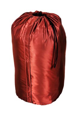 Sezon soğuk gecede geçirmek için yürüyüş ve kamp çadırları için tasarlanmış beyaz bir arka plan üzerinde izole koyu kırmızı parlak turist uyku tulumu