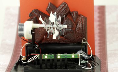 Şöminede LED ateş