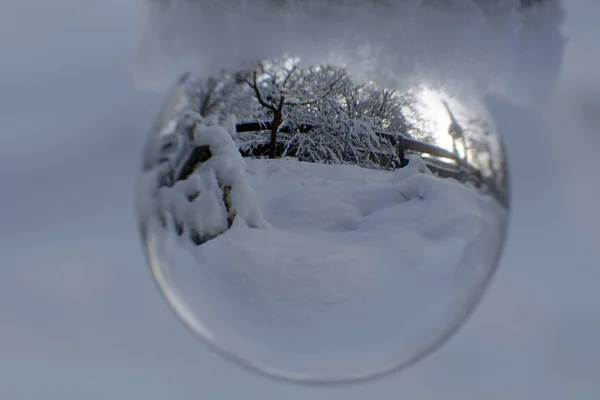 Atmosférico Bola Cristal Noite Inverno — Fotografia de Stock