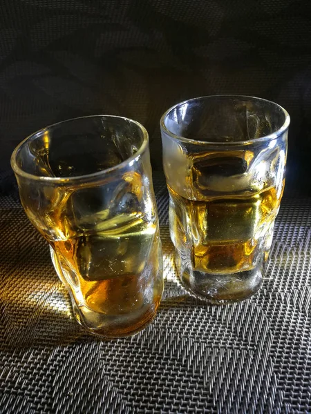 Eiswürfel Meinem Drink — Stockfoto