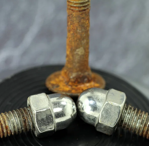 生锈的螺母机械螺母 — 图库照片