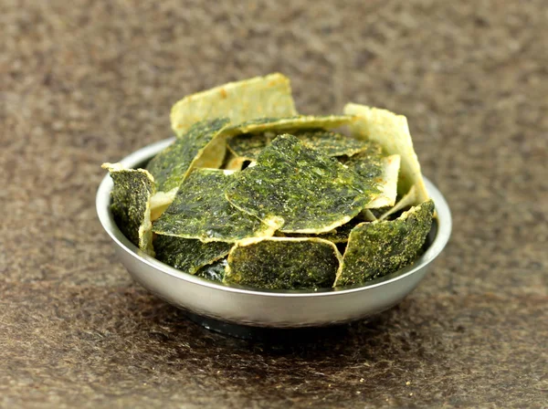 yosun ile yosun pirinç cips