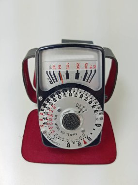 Analog fotoğrafçılık için pozlandırma ölçeri