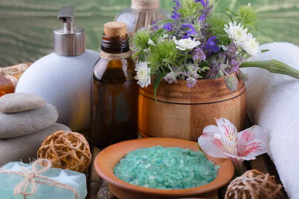 Spa Accessoires Voor Massage Een Compositie Een Lichte Achtergrond — Stockfoto