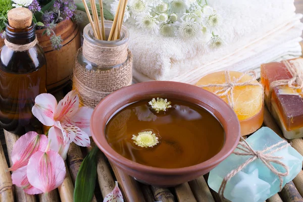 Spa Accessoires Voor Massage Een Compositie Een Lichte Achtergrond — Stockfoto