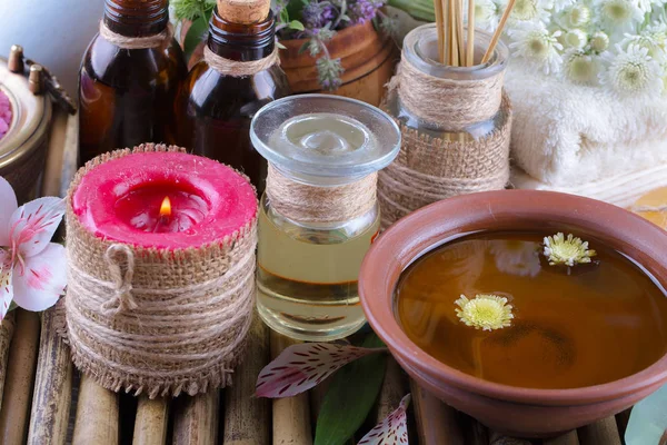 Wellness Accessoires Für Massagen Einer Komposition Auf Hellem Hintergrund — Stockfoto