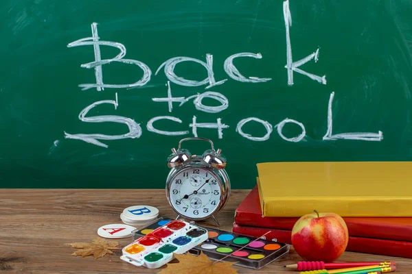 Fournitures Scolaires Pour Étude Composition Sur Table — Photo