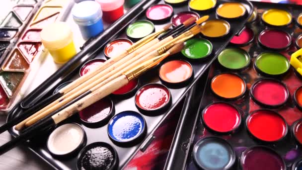 Paint Brushes Watercolor Paints Motion Table — Stock Video