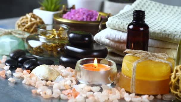 Objets Pour Massage Spa Dans Composition Sur Table — Video