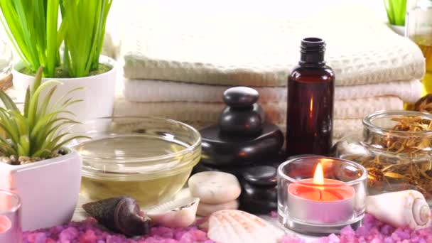 Objets Pour Massage Spa Dans Composition Sur Table — Video