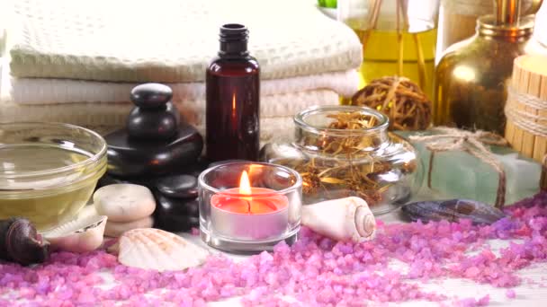 Objets Pour Massage Spa Dans Composition Sur Table — Video