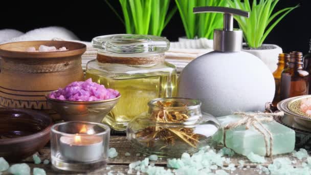 Objets Pour Massage Spa Dans Composition Sur Table — Video