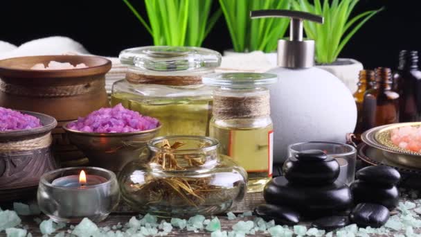 Objets Pour Massage Spa Dans Composition Sur Table — Video