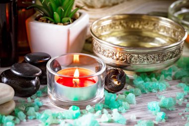 Maddeler tablosundaki bileşiminde spa masaj için