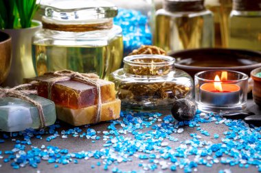 Maddeler tablosundaki bileşiminde spa masaj için