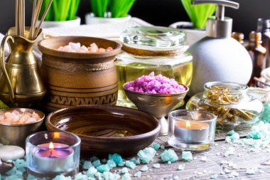 Maddeler tablosundaki bileşiminde spa masaj için