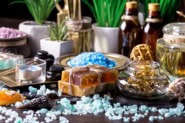 Maddeler tablosundaki bileşiminde spa masaj için