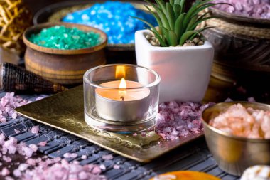 Maddeler tablosundaki bileşiminde spa masaj için