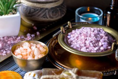 Maddeler tablosundaki bileşiminde spa masaj için