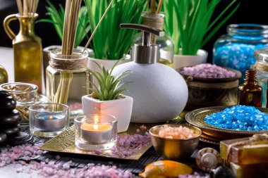 Maddeler tablosundaki bileşiminde spa masaj için