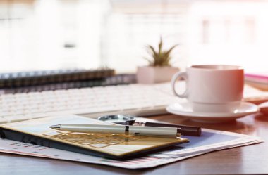 Muhasebe. Kompozisyon ofiste iş yapmak için öğeleri.