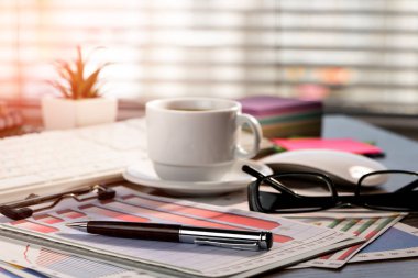 Muhasebe. Kompozisyon ofiste iş yapmak için öğeleri.