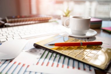 Muhasebe. Kompozisyon ofiste iş yapmak için öğeleri.