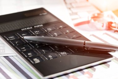 Muhasebe. Kompozisyon ofiste iş yapmak için öğeleri.