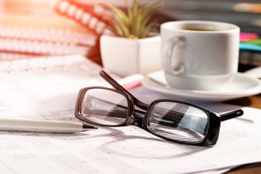 Muhasebe. Kompozisyon ofiste iş yapmak için öğeleri.