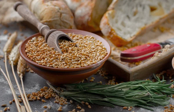 Prodotti Del Pane Tavola Composizione — Foto Stock