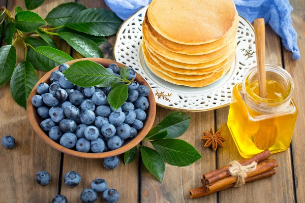 Blueberries Plate Pancakes Old Background — Stock Photo, Image